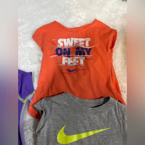 Nike 2T T-Shirts Bundle - Picture 4 of 6